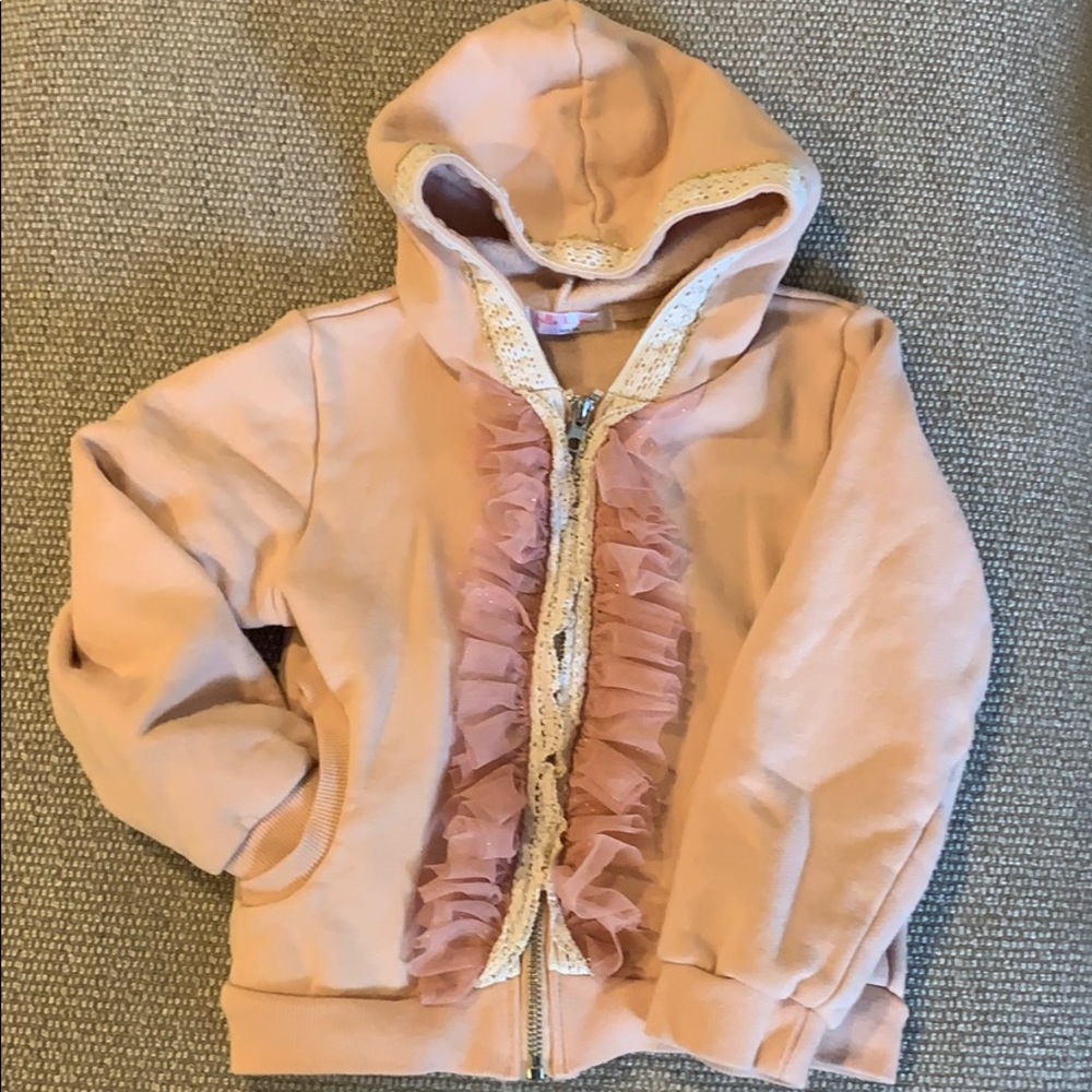 Valentine’s Day Sweatshirt!!